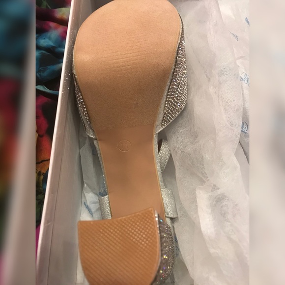 Size 10 Bella Luna Stan-02 Silver Rhinestone Open Toe Platform Mary Jane Heels - Picture 4 of 5